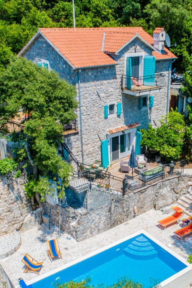 Villa Toscana With A Pool تيفات المظهر الخارجي الصورة